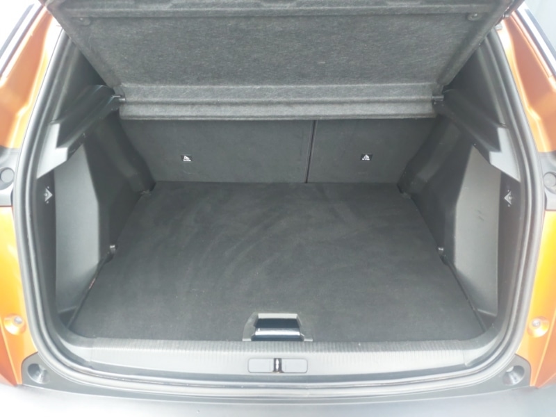 Used Peugeot 2008 2021 for sale - 78006211: Photo 8