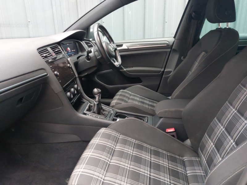 Used Volkswagen Golf 2018 for sale - 77771708: Photo 5