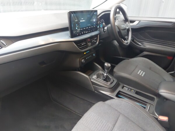 Used Ford Focus 2023 for sale - 76130087: Photo 5