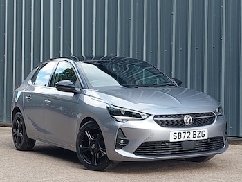 Vauxhall - Corsa