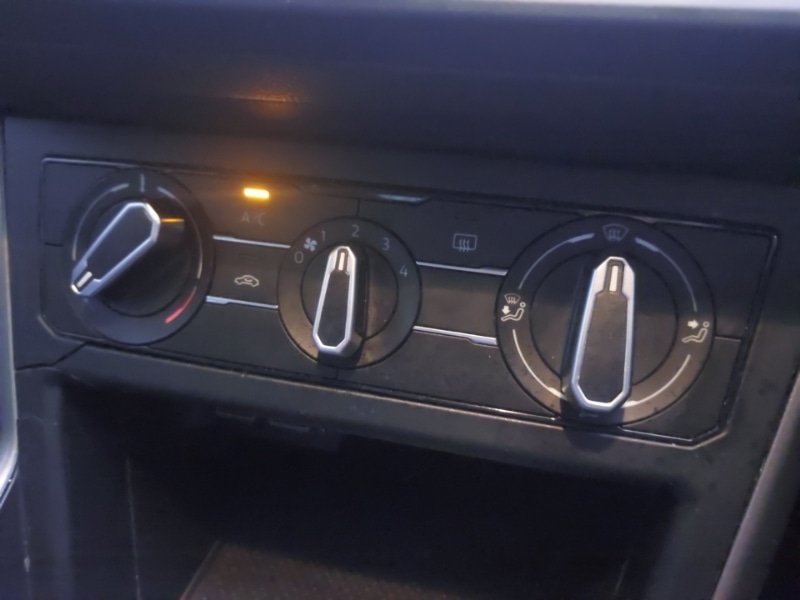 Used Volkswagen Polo 2018 for sale - 76498258: Photo 16