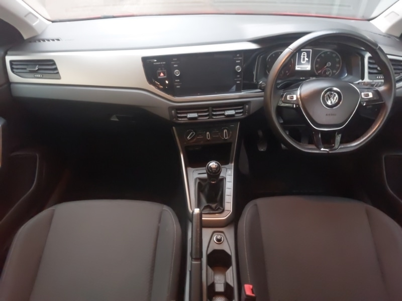 Used Volkswagen Polo 2018 for sale - 76498258: Photo 2