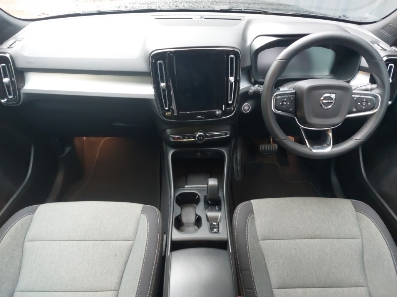 Used Volvo XC40 2022 for sale - 76721630: Photo 2
