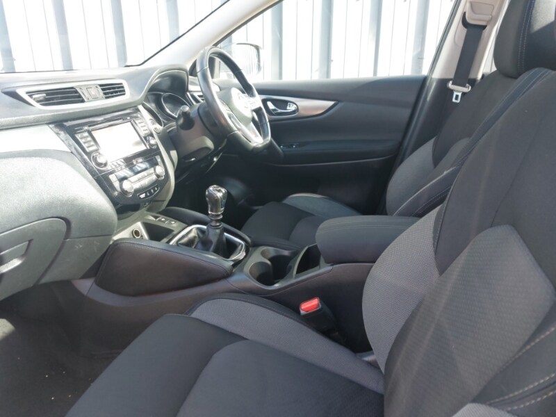 Used Nissan Qashqai 2018 for sale - 77947984: Photo 5
