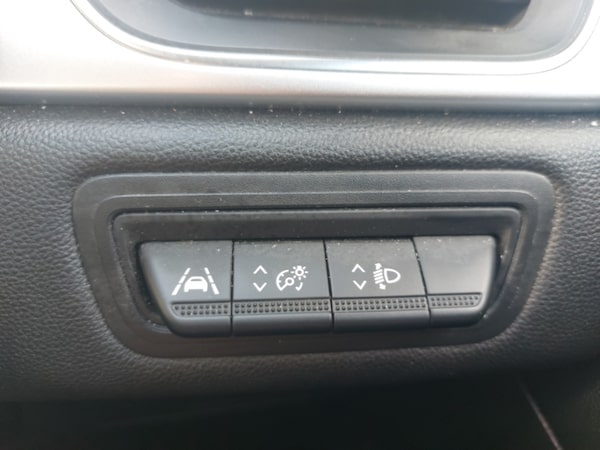 Used Renault Captur 2022 for sale - 76195526: Photo 19