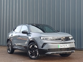 2025 - 115kW Ultimate 54kWh 5dr Auto