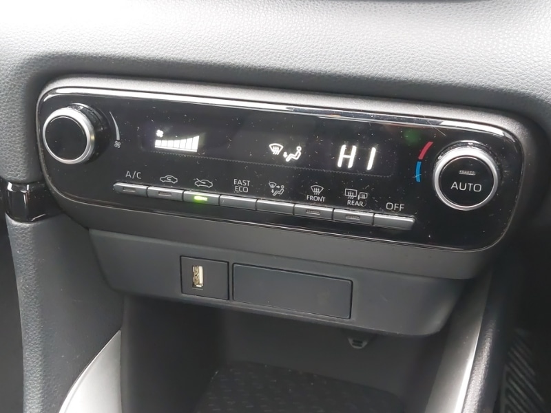 Used Toyota Yaris 2020 for sale - 77548892: Photo 17