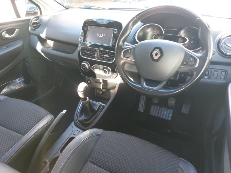 Used Renault Clio 2017 for sale - 76533264: Photo 10