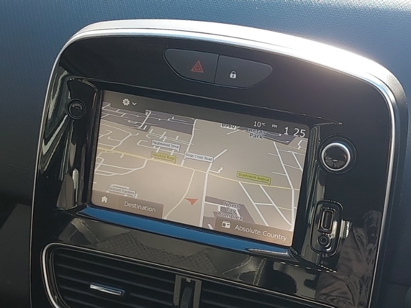 Used Renault Clio 2017 for sale - 76533264: Photo 15