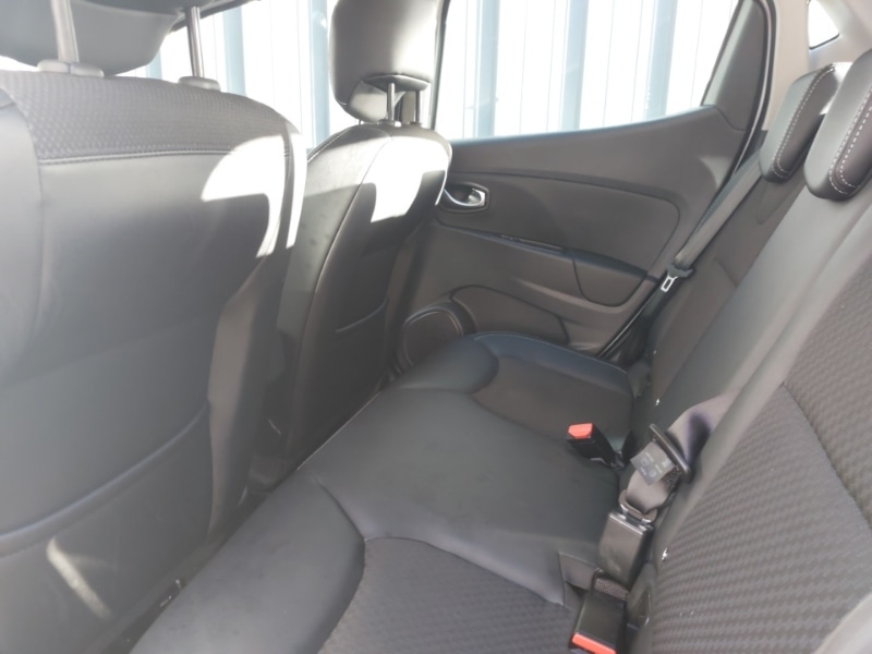 Used Renault Clio 2017 for sale - 76533264: Photo 6