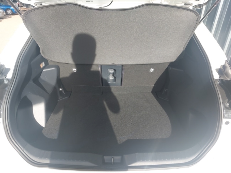 Used Toyota Yaris Cross 2022 for sale - 76358981: Photo 8