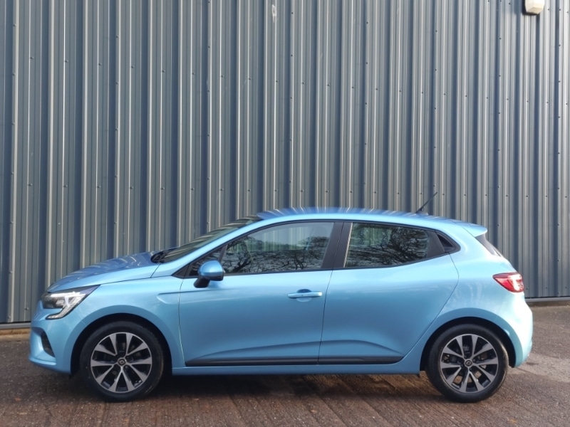 Used Renault Clio 2021 for sale - 76834357: Photo 4