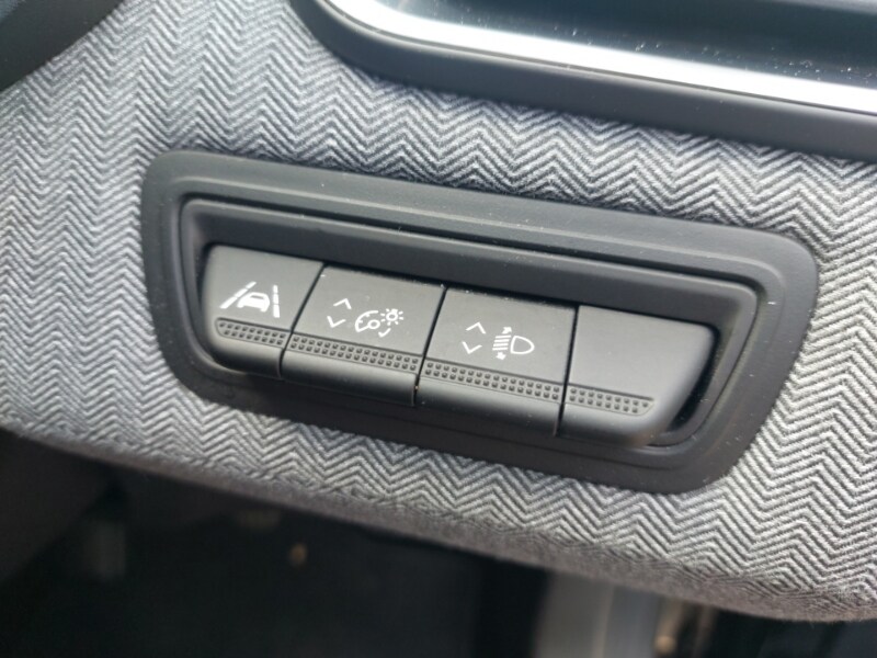 Used Renault Clio 2024 for sale - 76187785: Photo 18