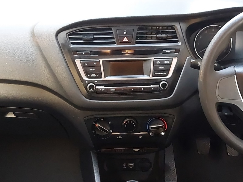 Used Hyundai i20 2017 for sale - 76537019: Photo 11