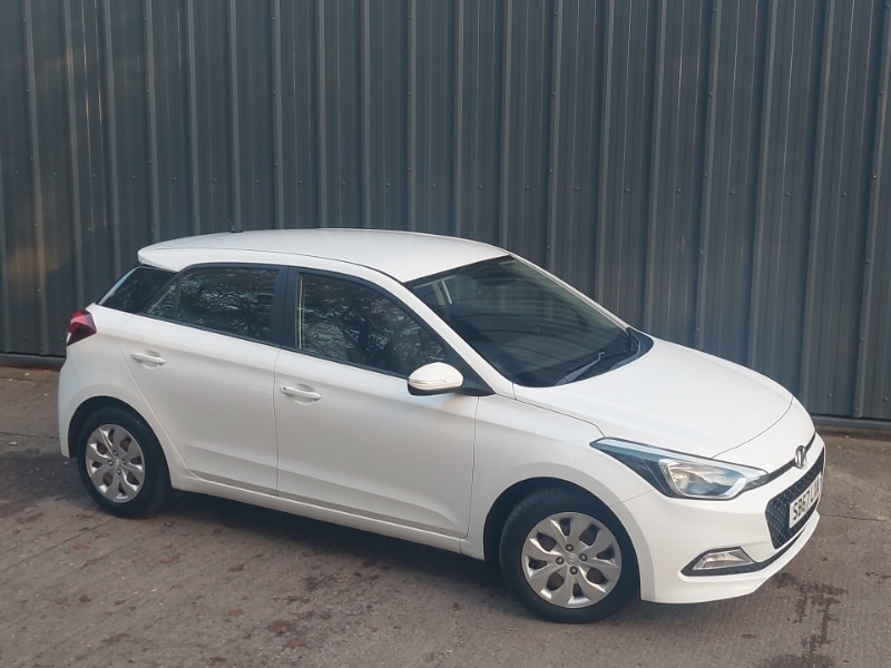 Used Hyundai i20 2017 for sale - 76537019: Photo 13