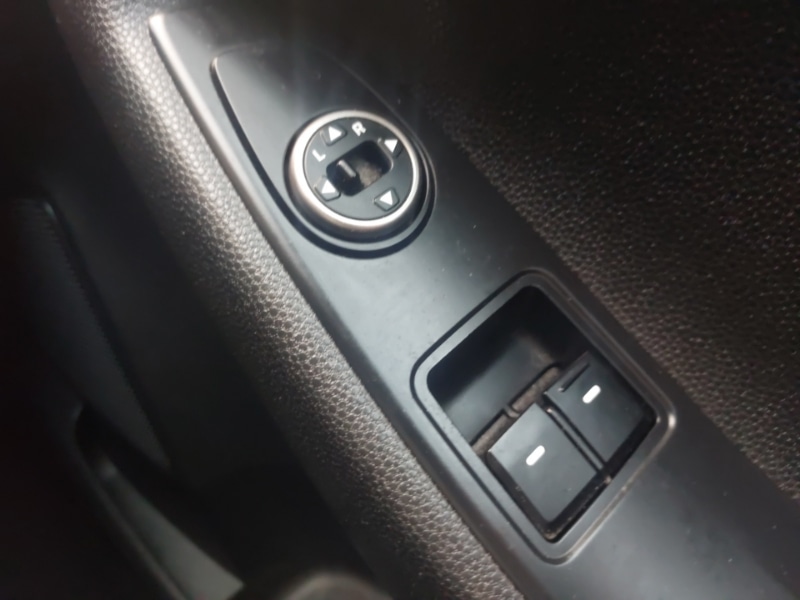 Used Hyundai i20 2017 for sale - 76537019: Photo 17