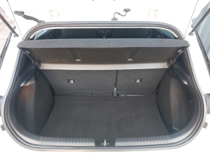 Used Hyundai i20 2017 for sale - 76537019: Photo 8