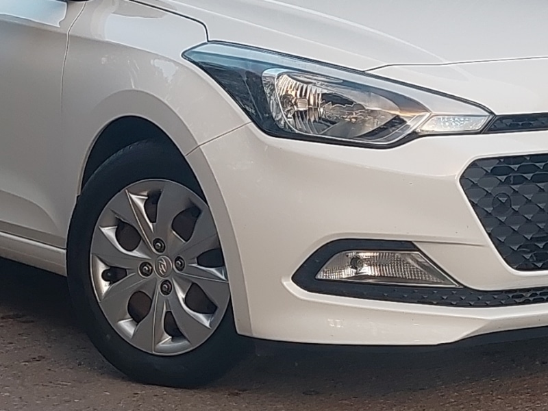 Used Hyundai i20 2017 for sale - 76537019: Photo 9