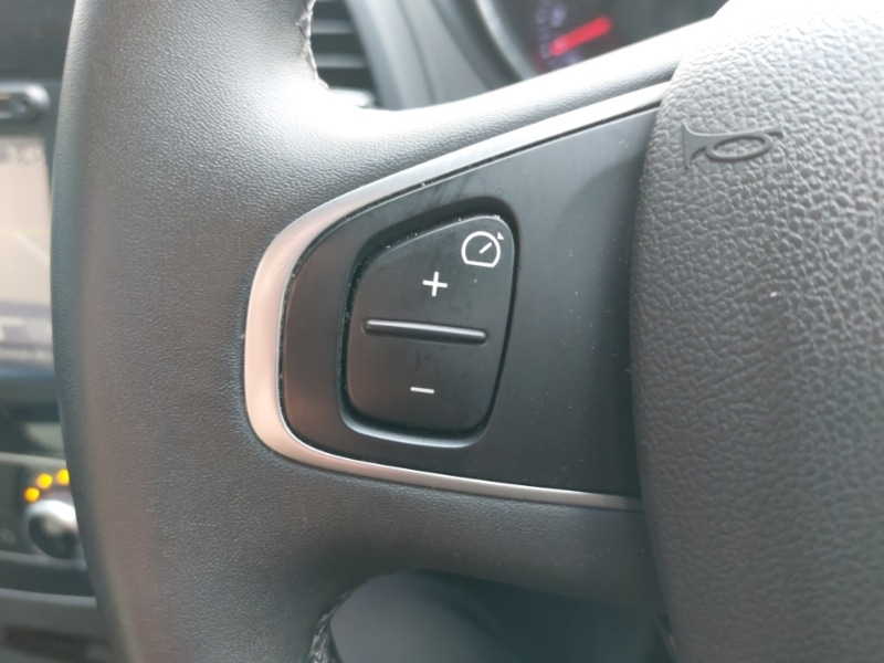 Used Renault Captur 2018 for sale - 77922520: Photo 18