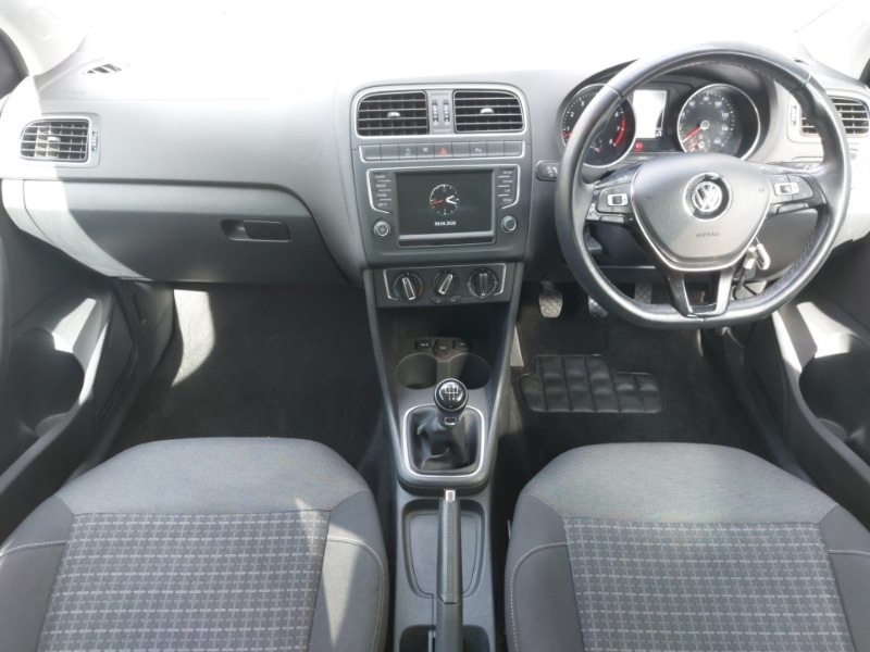 Used Volkswagen Polo 2016 for sale - 78183778: Photo 2