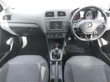 Used Volkswagen Polo 2016 for sale - 78183778: Photo