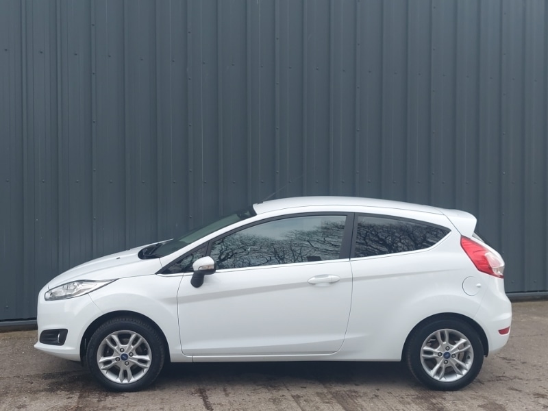 Used Ford Fiesta 2016 for sale - 77645040: Photo 4