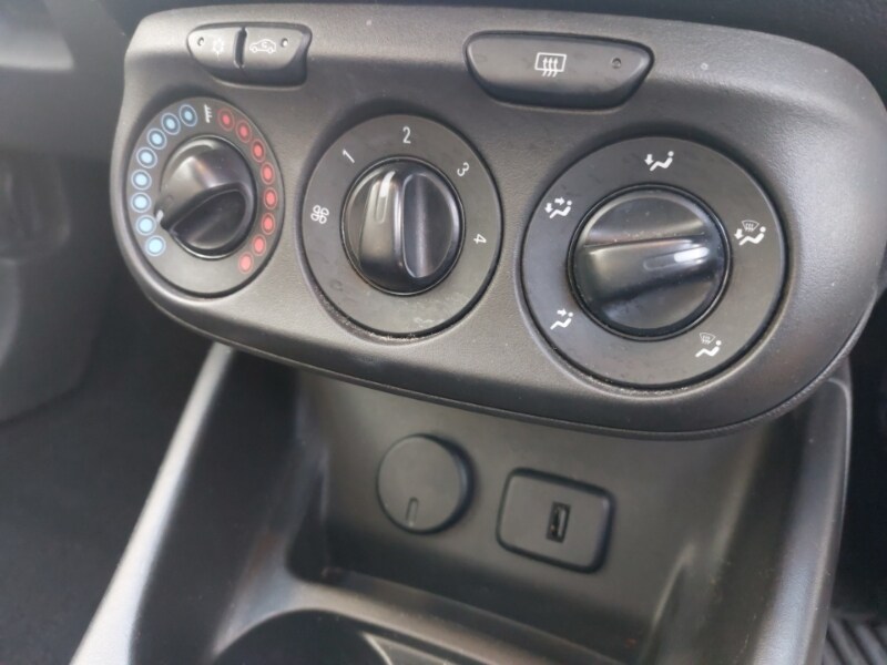 Used Vauxhall Corsa 2016 for sale - 78054770: Photo 17