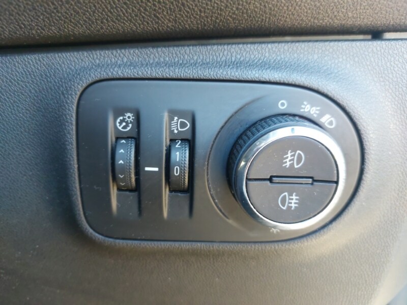 Used Vauxhall Corsa 2016 for sale - 78054770: Photo 18