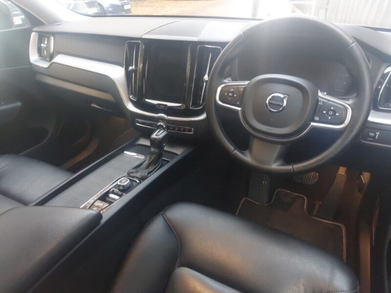 Used Volvo XC60 2017 for sale - 76543240: Photo 10