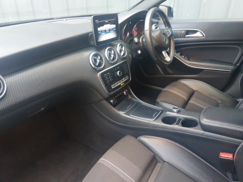 Used Mercedes-Benz A-Class 2018 for sale - 77573399: Photo 5