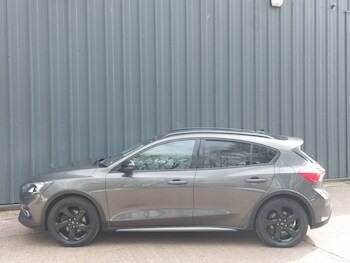 Used Ford Focus 2020 for sale - 78317889: Photo