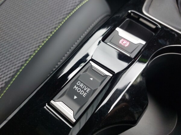Used Peugeot 208 2025 for sale - 75695418: Photo 15
