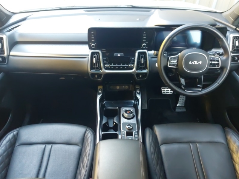 Used Kia Sorento 2023 for sale - 76348632: Photo 2