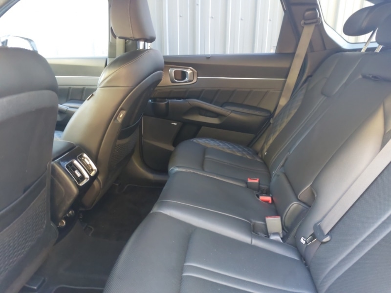 Used Kia Sorento 2023 for sale - 76348632: Photo 6