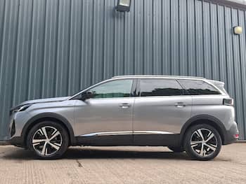 Used Peugeot 5008 2023 for sale - 79618372: Photo