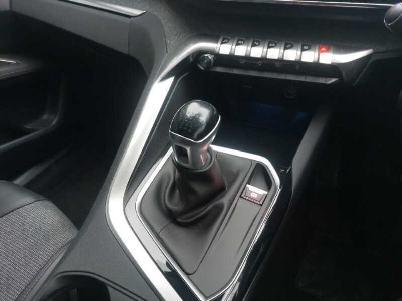 Used Peugeot 3008 2018 for sale - 77433143: Photo 19