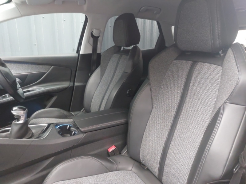 Used Peugeot 3008 2018 for sale - 77433143: Photo 5