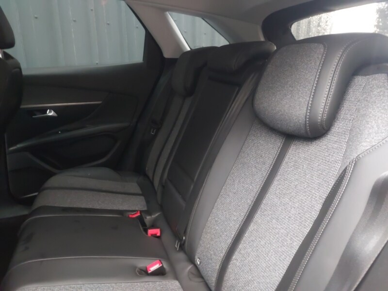 Used Peugeot 3008 2018 for sale - 77433143: Photo 6