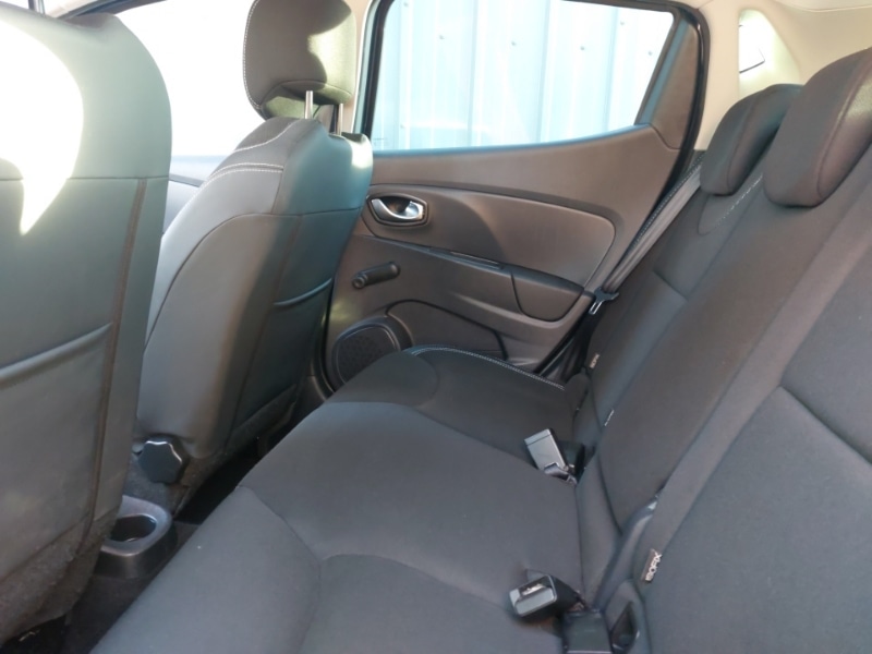 Used Renault Clio 2018 for sale - 77686234: Photo 6
