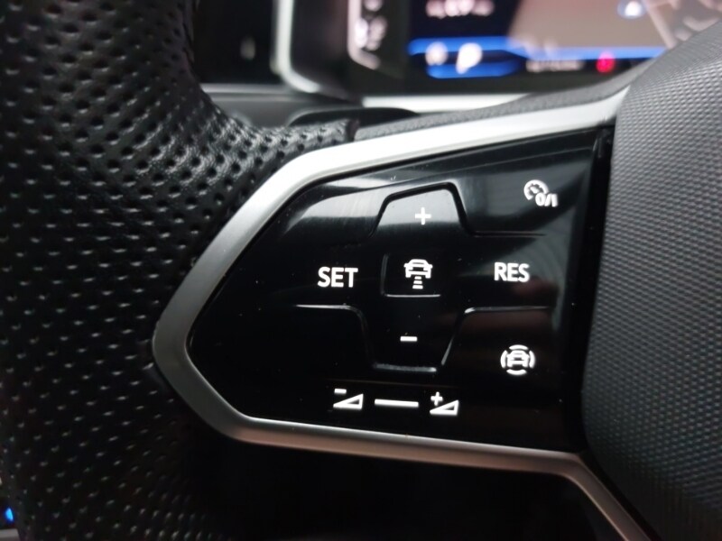 Used Volkswagen T-Roc 2022 for sale - 77197258: Photo 16