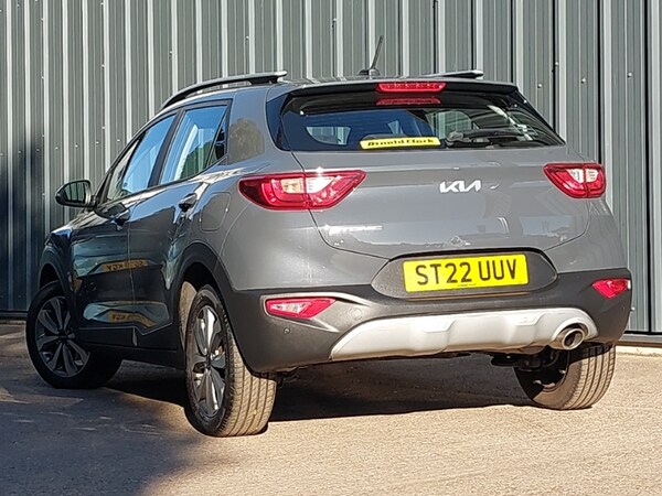 Used Kia Stonic 2022 for sale - 76282040: Photo 3