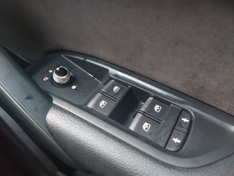 Used Audi Q5 2017 for sale - 76897368: Photo 19