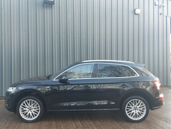 Used Audi Q5 2017 for sale - 76897368: Photo