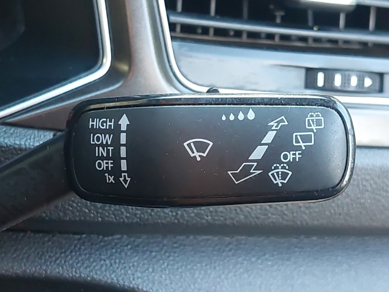 Used Volkswagen T-Roc 2018 for sale - 76911848: Photo 18