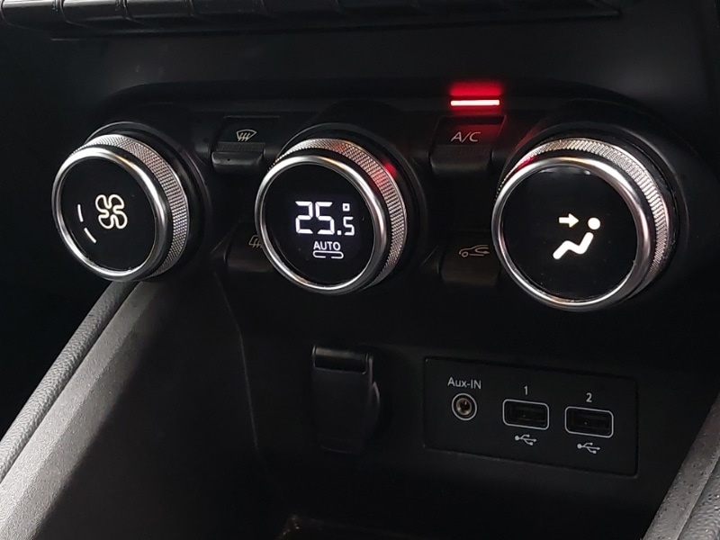 Used Renault Clio 2021 for sale - 78125780: Photo 11