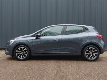 Used Renault Clio 2021 for sale - 78125780: Photo