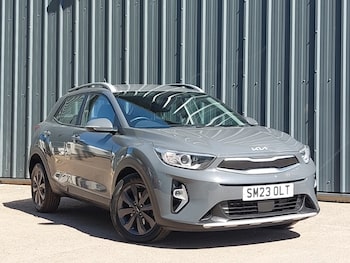 Used Kia Stonic 2023 for sale - 78442018: Photo