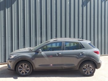 Used Kia Stonic 2023 for sale - 78442018: Photo