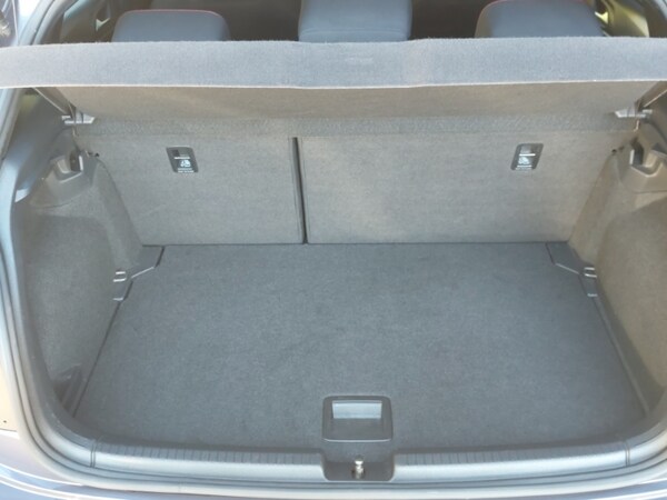Used Volkswagen Polo 2023 for sale - 76233607: Photo 8