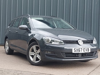 Used Volkswagen Golf 2017 for sale - 78700543: Photo
